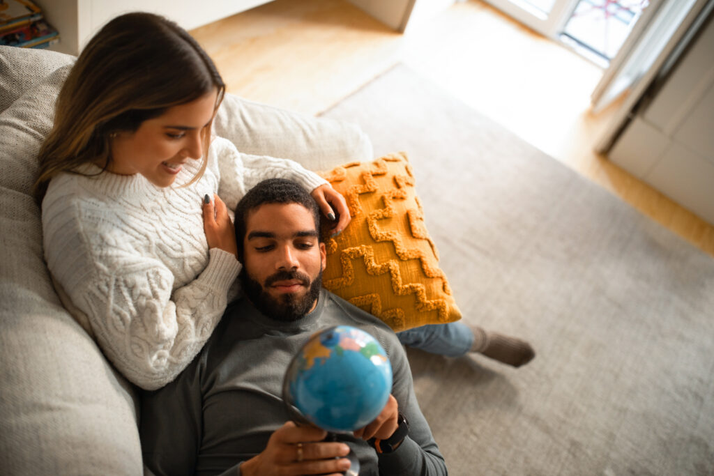 Relationship_Expert_April_Masini_How_Do_I_Distance_Myself?